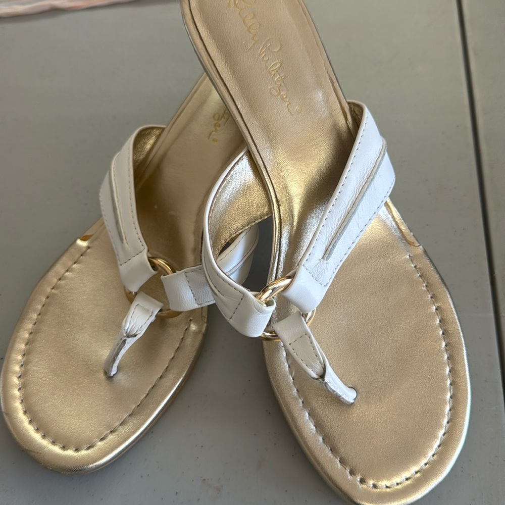 LillyPulitzer Mc Kim white sandals.